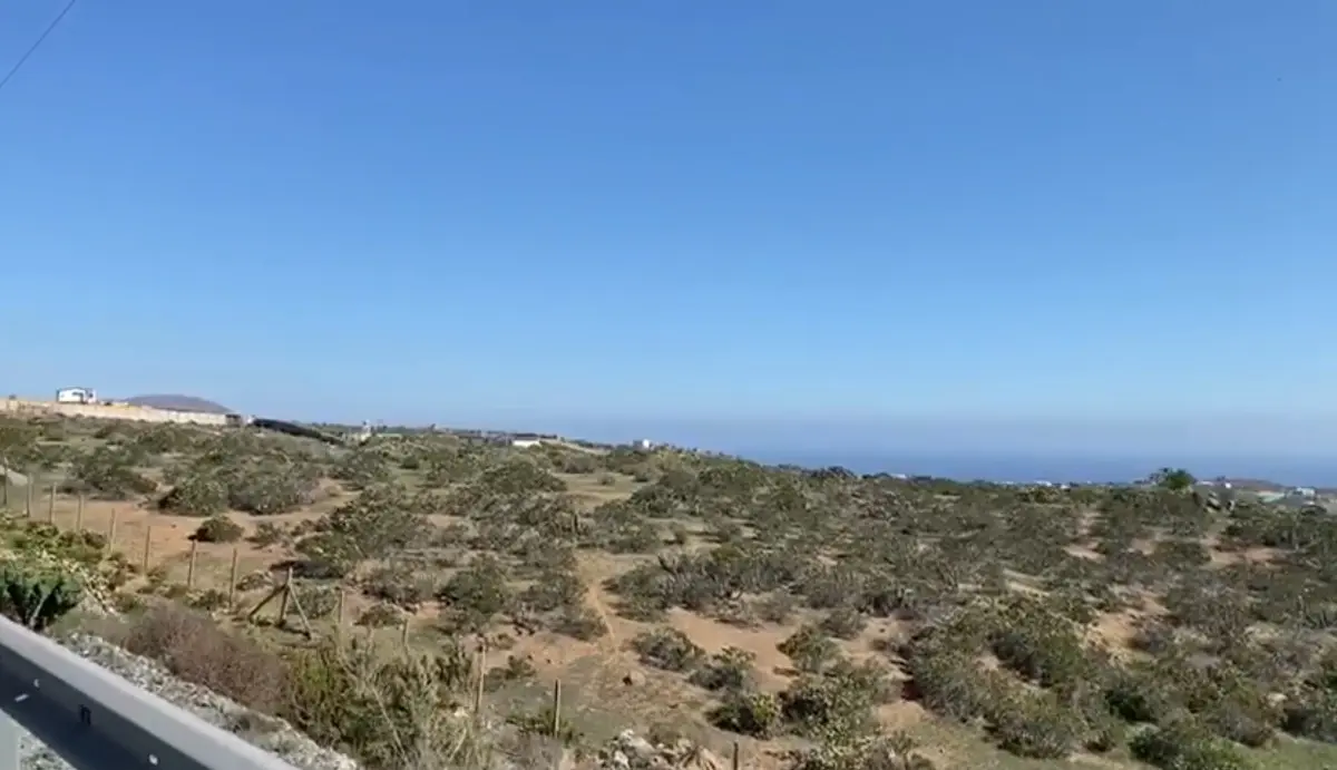 Parcelas con Vista al Mar · Orilla Carretera